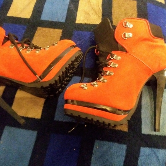 Xhilaration high heels - Picture 1 of 5